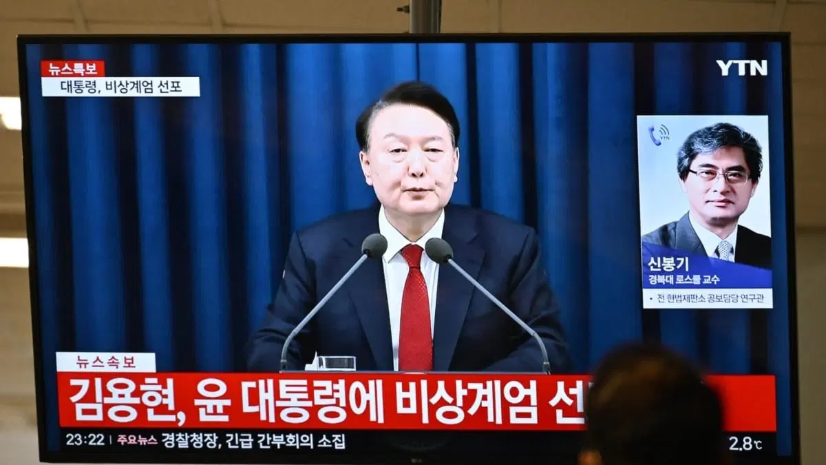 韩国实施戒严令人错愕 但军管在其历史上并不新鲜