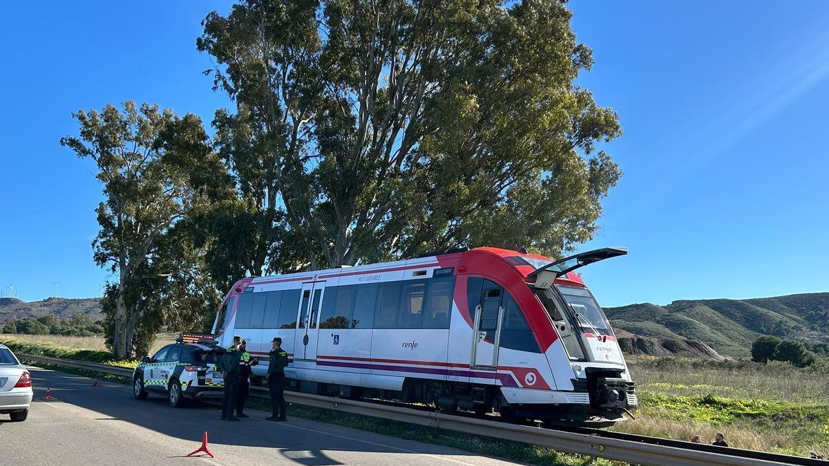 西班牙记录第四起列车事故 列车与起重机相撞造成6人受伤